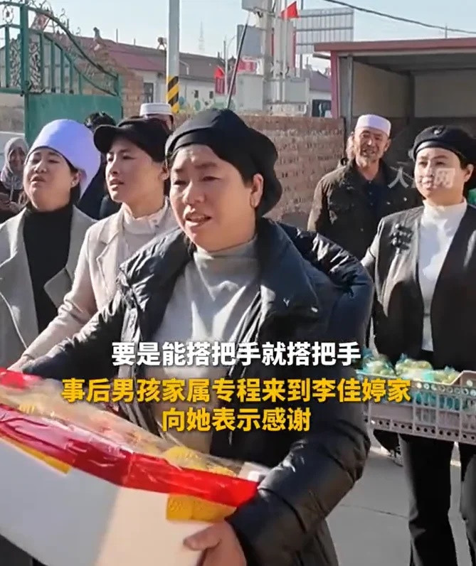 Nữ sinh 13 tuổi về nhà với bộ đồ ướt sũng, cha ruột biết sự thật sau khi nhận cuộc gọi lúc nửa đêm Ảnh 5