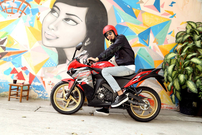 Chiếc xe máy 100 triệu của Đen Vâu. Ảnh: FBNV