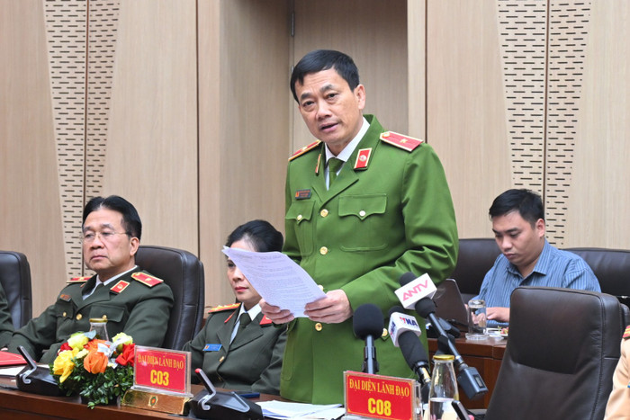 Thiếu tướng Nguyễn Mạnh Hùng, Phó Cục trưởng Cục Cảnh sát điều tra tội phạm về tham nhũng, kinh tế, buôn lậu, Bộ Công an cung cấp thông tin về vụ việc Mailisa. Ảnh: Bộ Công an