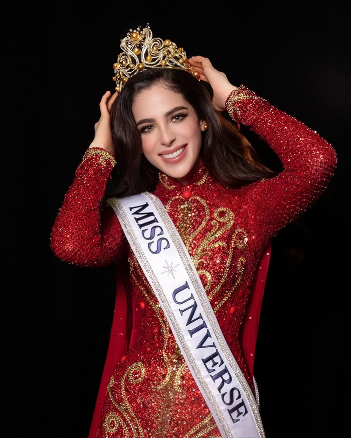 Không chỉ dừng lại ở câu chuyện ăn mừng, chiến thắng của Fátima Bosch tại Miss Universe 2025 từ lâu đã trở thành đề tài gây tranh cãi.&nbsp;(Ảnh: missuniverse)