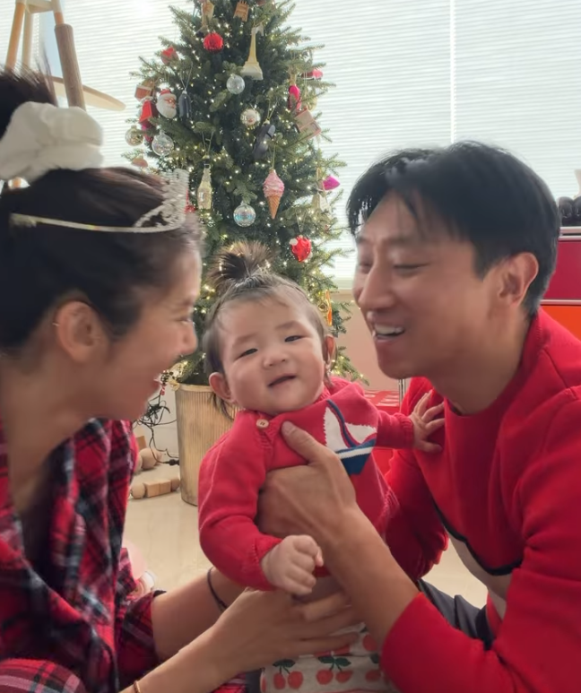 Bất ngờ cuộc sống hiện tại của nữ ca sĩ từng là 'biểu tượng gợi cảm' showbiz Ảnh 3