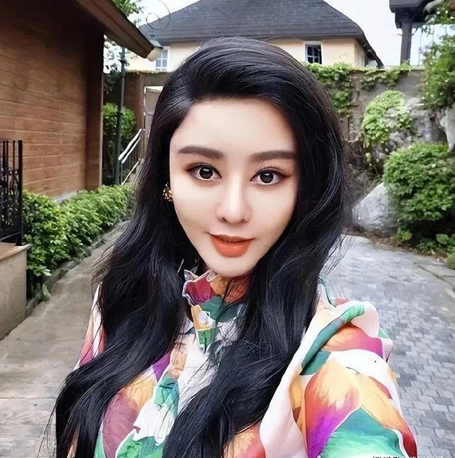 Cô gái chi 28 tỷ đồng để phẫu thuật giống Phạm Băng Băng, ê chề vì ồn ào trốn thuế của thần tượng Ảnh 3