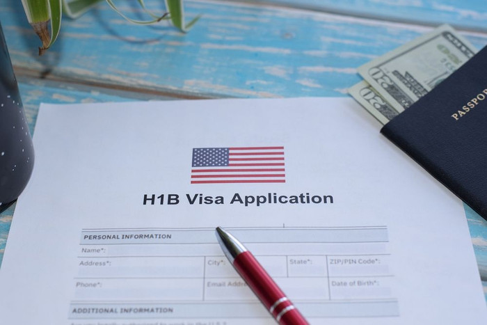 Chính quyền Trump cho biết visa H1B mới sẽ giúp giữ chân lao động nước ngoài có tay nghề cao ở lại Mỹ. (Ảnh: Getty Images/iStockphoto).