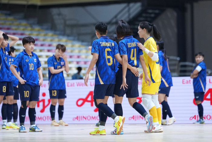 Thái Lan thua sốc Indonesia ở futsal nữ. Ảnh: FAT