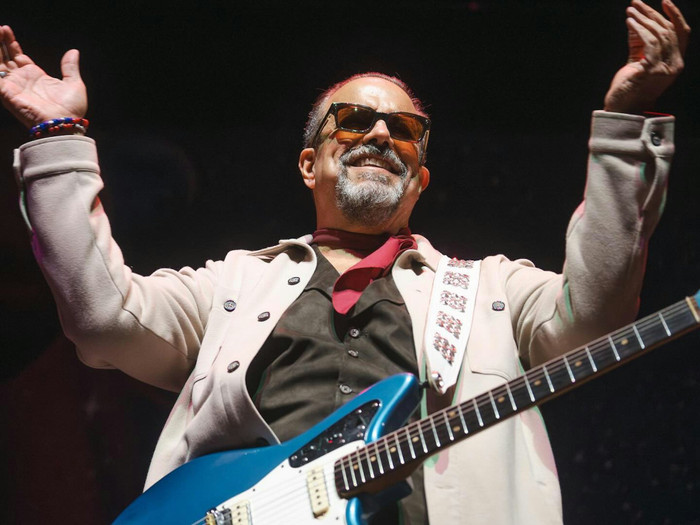 Nam ca sĩ 60 tuổi qua đời do ung thư đại tràng di căn lên não Ảnh 1