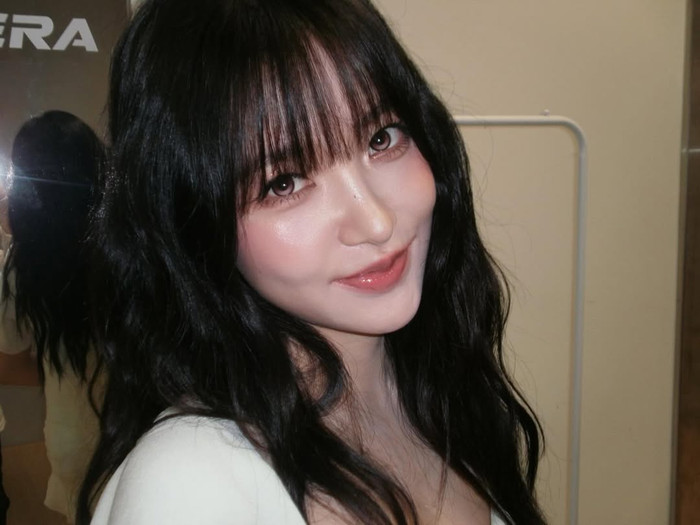 Sống mũi cao bất ngờ của em út Red Velvet đã thu hút sự chú ý từ phía khán giả. Ảnh: IGNV