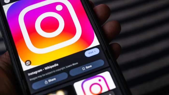 Người dùng Instagram giờ đây có thể xem các video ngắn Reels trên màn hình lớn hơn. Ảnh: CNBC