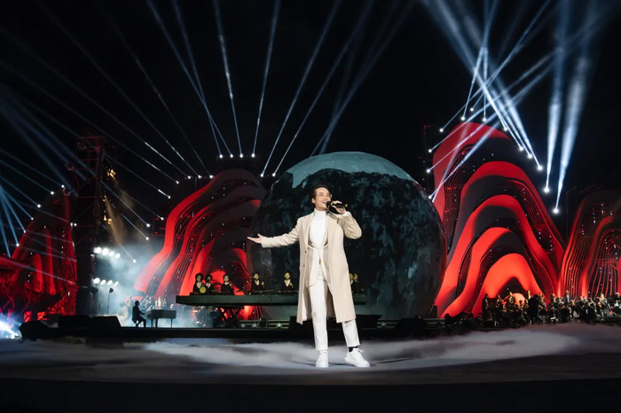 Số tiền 5 tỷ đồng của Hà Anh Tuấn khiến nhiều khán giả càng thêm ngưỡng mộ anh.&nbsp;