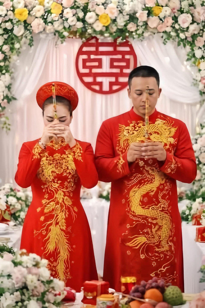 Loạt ảnh cưới của Mỹ Tâm và Mai Tài Phến do cư dân mạng chỉnh sửa đã xuất hiện trên nhiều diễn đàn lớn nhỏ. Ảnh: Tri Âm