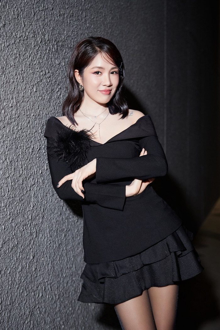 Lê Phương được khuyên nên tăng cân để đảm bảo sức khoẻ. Ảnh: FBNV