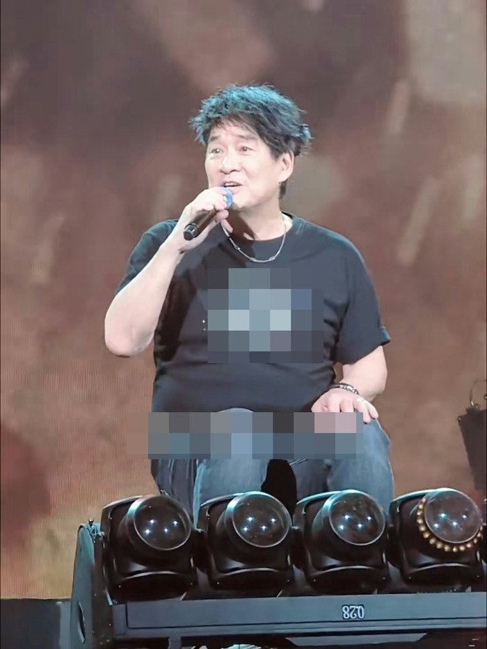 Nam ca sĩ gạo cội khiến cõi mạng 'dậy sóng' với ngoại hình thay đổi ở tuổi 64 Ảnh 3