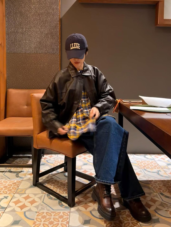 Nhiều người suýt không nhận ra Song Hye Kyo với diện mạo kín mít. Ảnh: IGNV