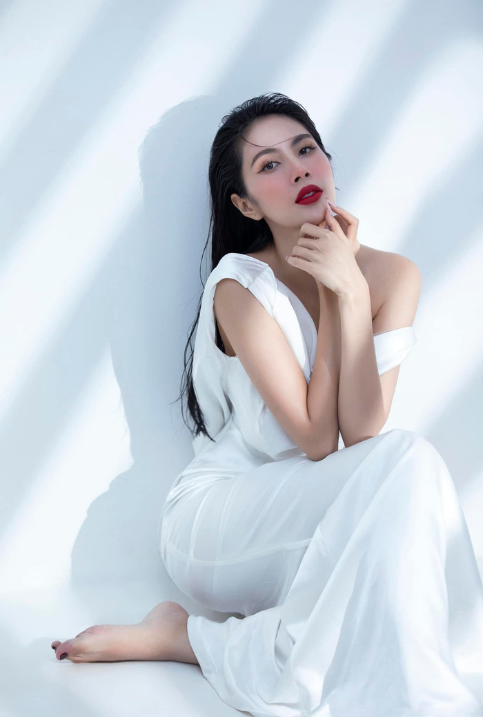 Ca sĩ Thủy Tiên. Ảnh: FBNV