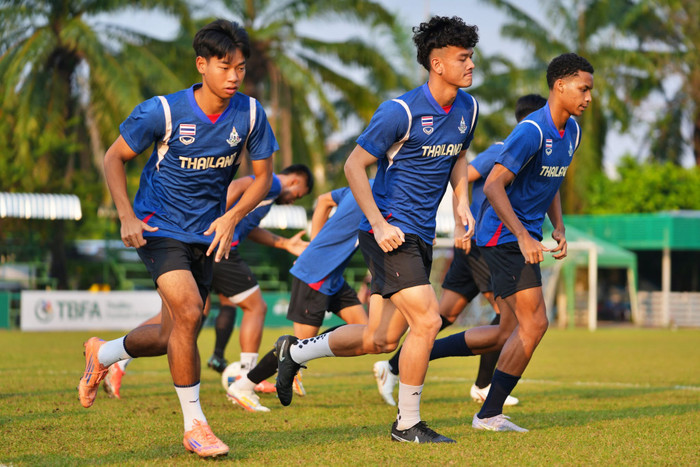 Thái Lan tự tin thắng trận đầu. Ảnh: FAT