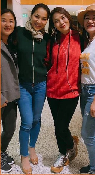 Đôi giày 15 triệu của Mỹ Tâm có thiết kế cá tính.