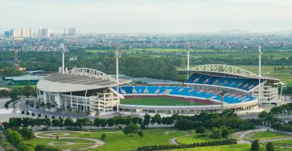 Sân vận động Mỹ Đình không chỉ tổ chức các trận đấu thể thao lớn mà còn là nơi diễn ra các sự kiện văn hóa, giải trí quy mô khủng như concert âm nhạc và các chương trình nghệ thuật đặc sắc khác.