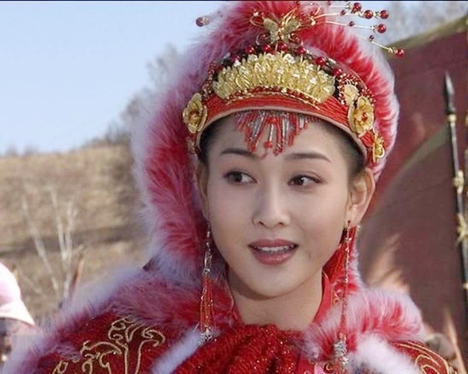 Nhan sắc Vương Chiêu Quân của Lý Thể Hoa.