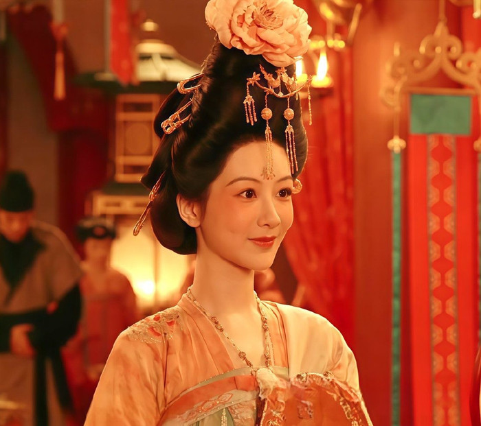 Tạo hình của Dương Tử trong phim Quốc sắc phương hoa.