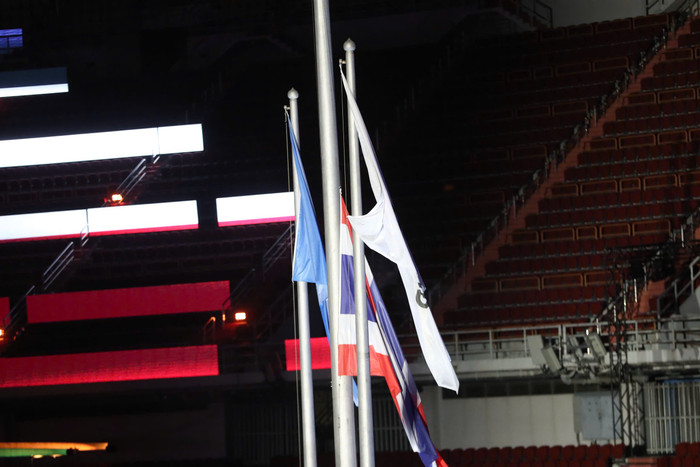 Nghi thức thượng cờ quốc gia Thái Lan. Ảnh: Quý Lượng