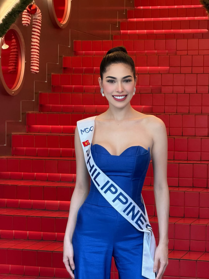 Chelsea thể hiện sự tự tin khi tham gia các hoạt động của cuộc thi. Ảnh: Miss Cosmo