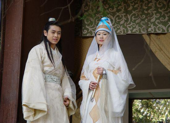 8 mỹ nhân 'khẩu phật tâm xà' nhất trong tiểu thuyết Kim Dung: Hoàng Dung góp mặt, hạng nhất là nỗi khiếp đảm của đàn ông Ảnh 7