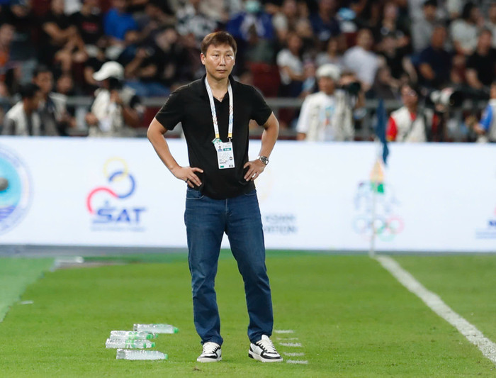 Công ty đại diện của HLV Kim Sang Sik đã gây chú ý với bài chia sẻ sau thành công ở SEA Games 33. Ảnh: Lê Phong