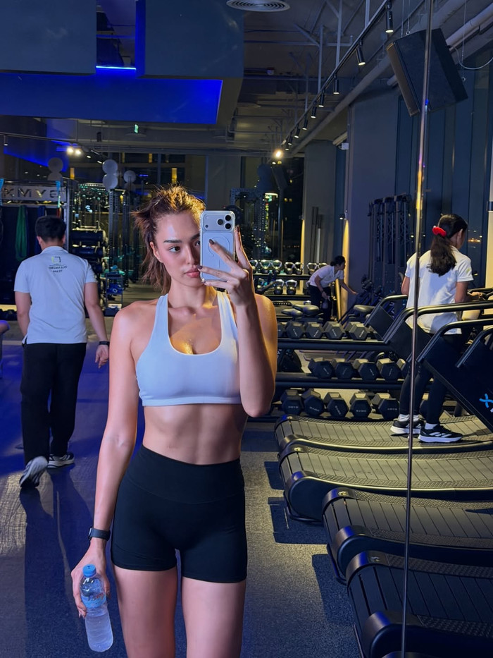 Nàng hậu hiện có vẻ đẹp năng động, tràn đầy sức sống.&nbsp;