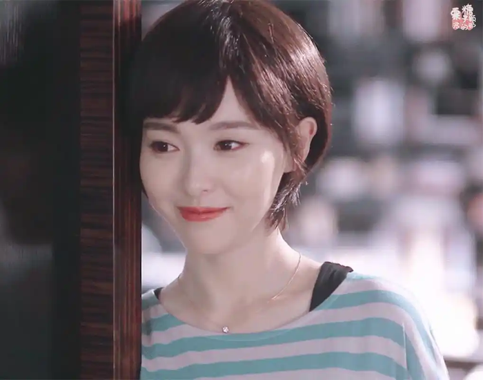 So kè nữ chính trong loạt phim truyền hình chuyển thể từ tiểu thuyết Cố Mạn Ảnh 3