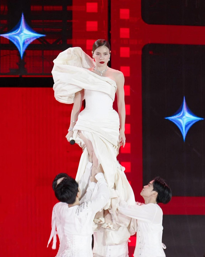 Số tiền 11 tỷ đồng 'gây sốc' của Hồ Ngọc Hà Ảnh 2