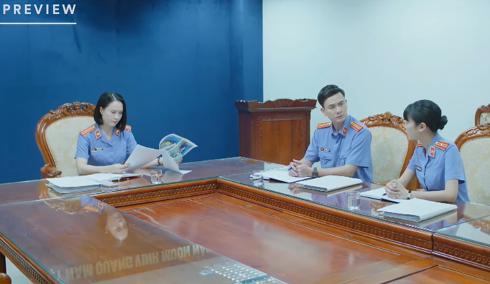 Phim giờ vàng tối nay vào lúc 21h trên VTV1 sẽ lên sóng tập mới của Lằn Ranh.