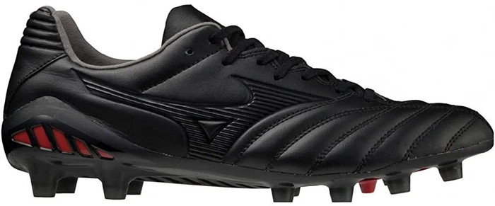 Mẫu giày của nữ trọng tài Lào.&nbsp;