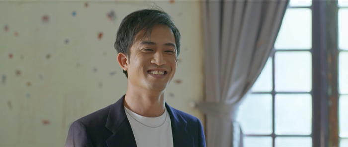 Vai Thành mang đậm hơi thở đời sống, gần gũi và hài hước. Lối diễn tự nhiên giúp nhân vật dễ dàng tạo thiện cảm với khán giả đại chúng.