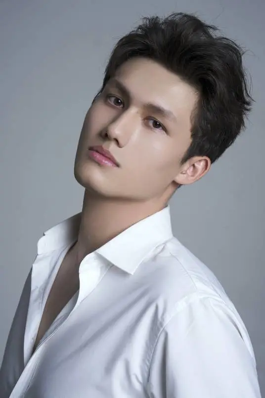 Xếp hạng nhan sắc 7 nam diễn viên trong Gió Và Thủy Triều: Nhậm Gia Luân hạng 3, Đàm Khải thứ 5, quán quân gây bất ngờ Ảnh 13