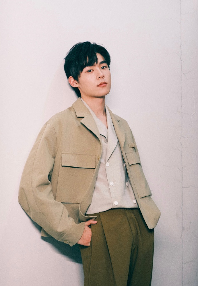 Xếp hạng nhan sắc 7 nam diễn viên trong Gió Và Thủy Triều: Nhậm Gia Luân hạng 3, Đàm Khải thứ 5, quán quân gây bất ngờ Ảnh 15