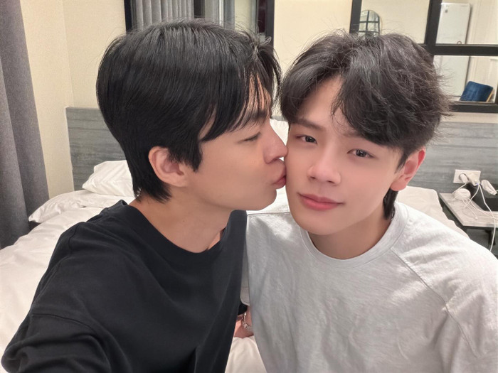 Nam ca sĩ gây xôn xao khi công khai người yêu đồng giới Ảnh 3