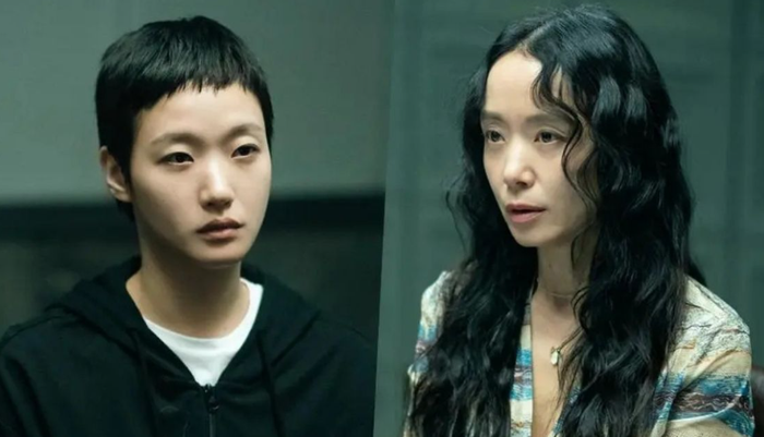 Kim Go Eun và Jeon Do Yeon trong những phân cảnh ấn tượng của phim