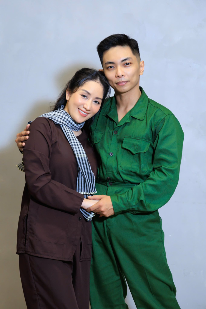 Chuyện tình yêu của Khánh Thi và Phan Hiển khiến nhiều khán giả ngưỡng mộ.