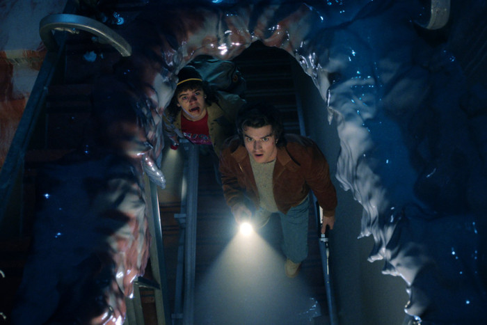 Dustin và Steve đồng hành cùng nhau cùng tiêu diệt quái vật (Ảnh: Netflix).