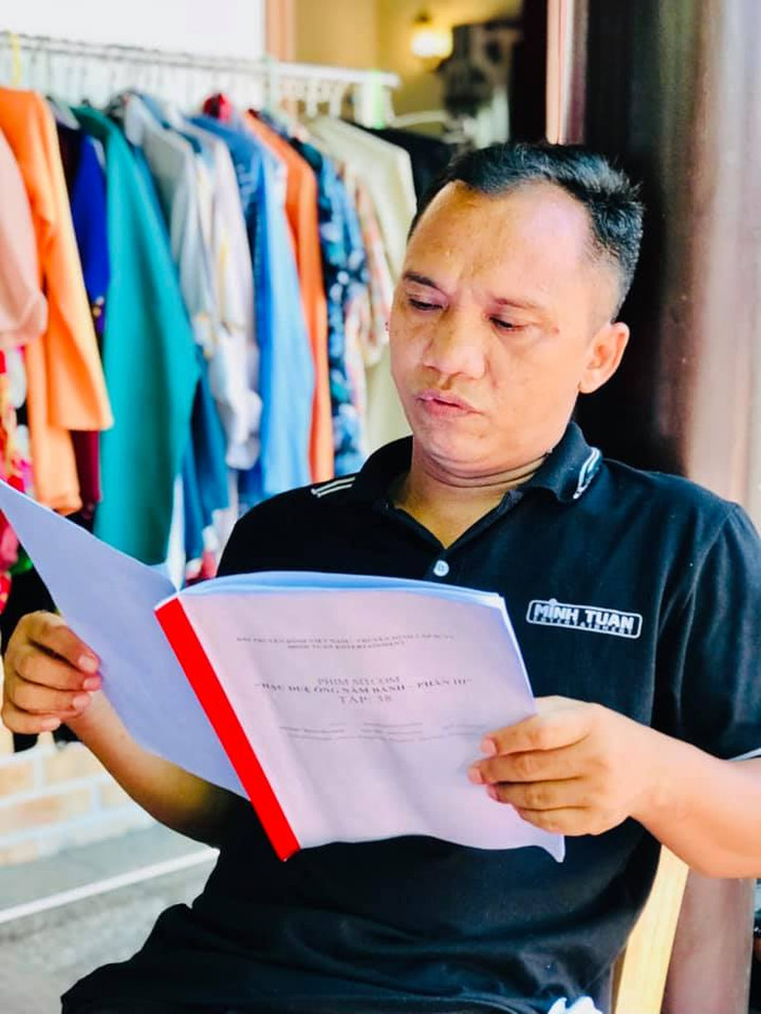 Tang lễ của cố đạo diễn vào ngày 24/12. Sau đó, linh cữu sẽ được an táng tại nghĩa trang ở quê nhà. (Ảnh FBNV)