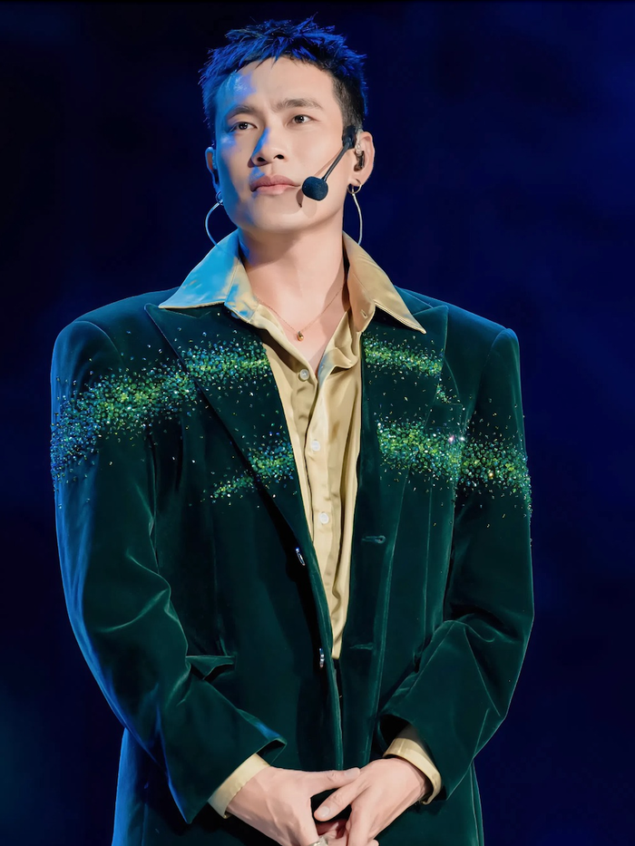 Kiều Minh Tuấn chính thức trở lại với dự án điện ảnh mới - Con Kể Ba Nghe.