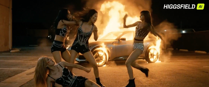 Đoạn video giả mạo cảnh các thành viên BLACKPINK 'tác động vật lý' khiến nhiều khán giả không khỏi lo lắng. Ảnh chụp màn hình