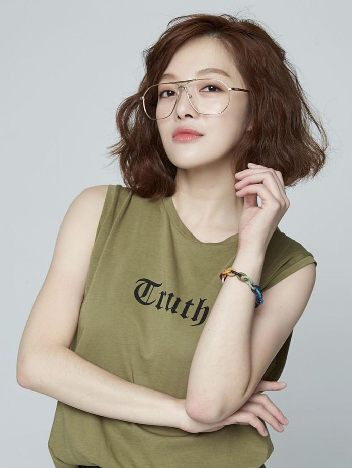 Những tranh cãi xoay quanh cách dạy con của Hwang Bo Ra vẫn đang khiến dân tình 'dậy sóng'.