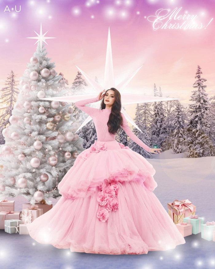 Bài đăng chúc mừng Giáng sinh của Ahtisa Manalo nhận về hàng loạt bình luận chỉ trích, 'tấn công' từ khán giả Việt.&nbsp;