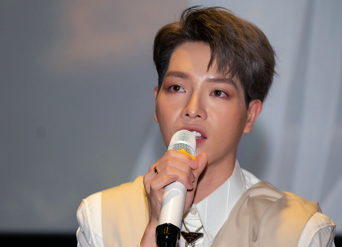 Khán giả phản ứng tích cực, dành những lời khen cho Đức Phúc trước hành động đến tận nhà thăm hỏi và công khai sự thật.