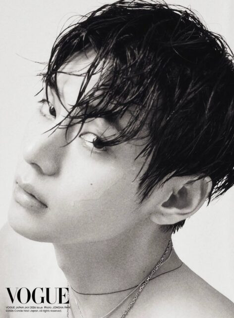 Nam ca sĩ đẹp trai nhất showbiz khoe lưng trần gây sốt Ảnh 4