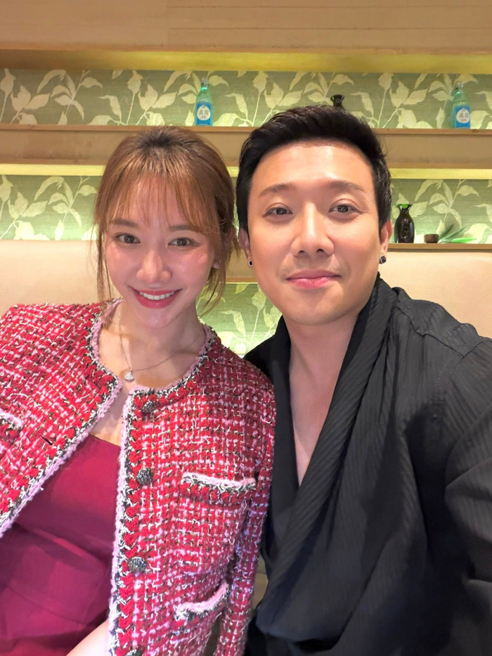 Trấn Thành đăng bài kỷ niệm 9 năm ngày cưới bên vợ. (Ảnh: FBNV)