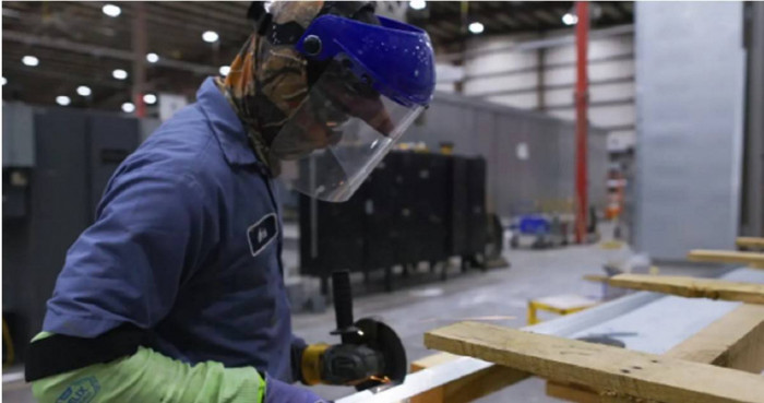 Sau thương vụ bán Fibrebond với giá 1,7 tỷ đô la, 540 nhân viên toàn thời gian của công ty sẽ nhận được khoản tiền thưởng trung bình khoảng 14 triệu đô la mỗi người. (Ảnh/Fibrebond)