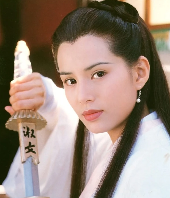 Tạo hình Tiểu Long Nữ trong các phiên bản phim truyền hình