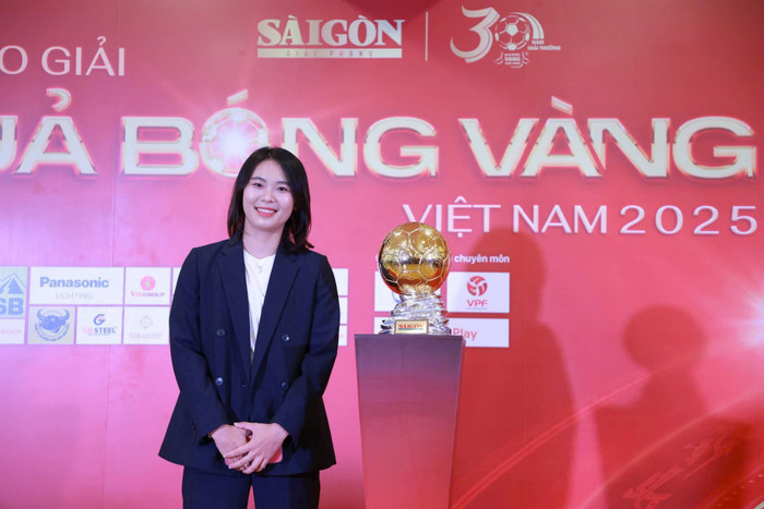 Hải Yến xuất hiện với hình ảnh “lịch lãm” tại Quả bóng Vàng Việt Nam 2025.