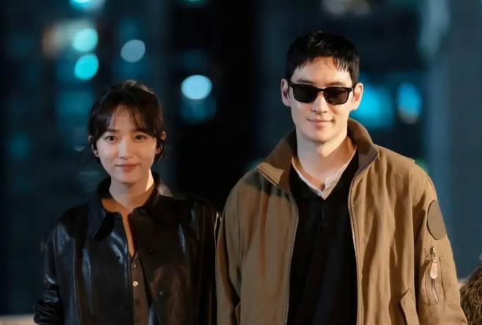 Màn kết hợp ăn ý của Lee Je Hoon và Pyo Ye Jin nhận nhiều lời khen từ khán giả